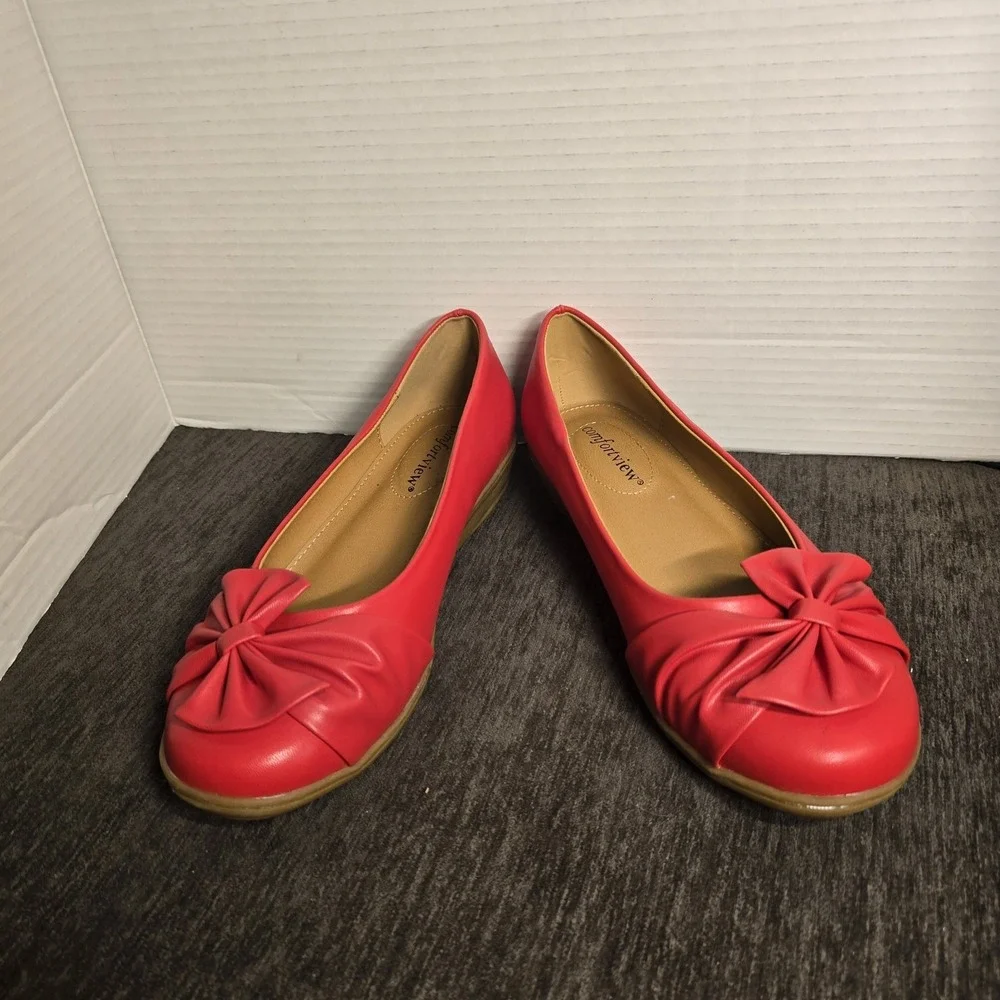 Comfortview The‎ Pamela Slip On Flat Womens Size 8M Red Bow Detail